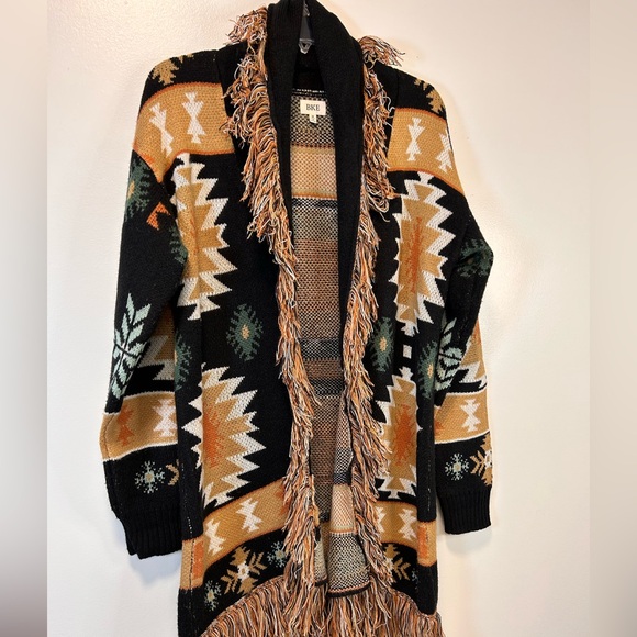 Buckle BKE Southwestern Fringe Open Flyaway Cardigan Sweater Women’s Medium - Picture 2 of 8